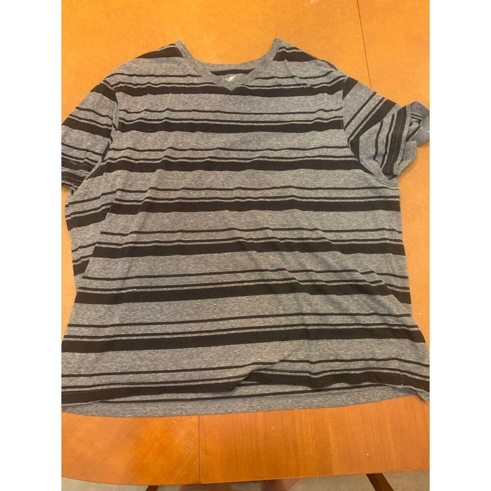 Men's Grey Black Striped V-Neck T-Shirt Short Sleeve Casual Basic Tee